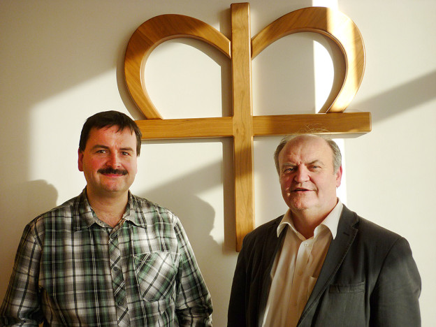 Die Vorsitzenden des Diakonievereines: Dr. Thomas Träg (links), 2. Vors. und Pfr. Gerhard Metzger (rechts) 1. Vors.